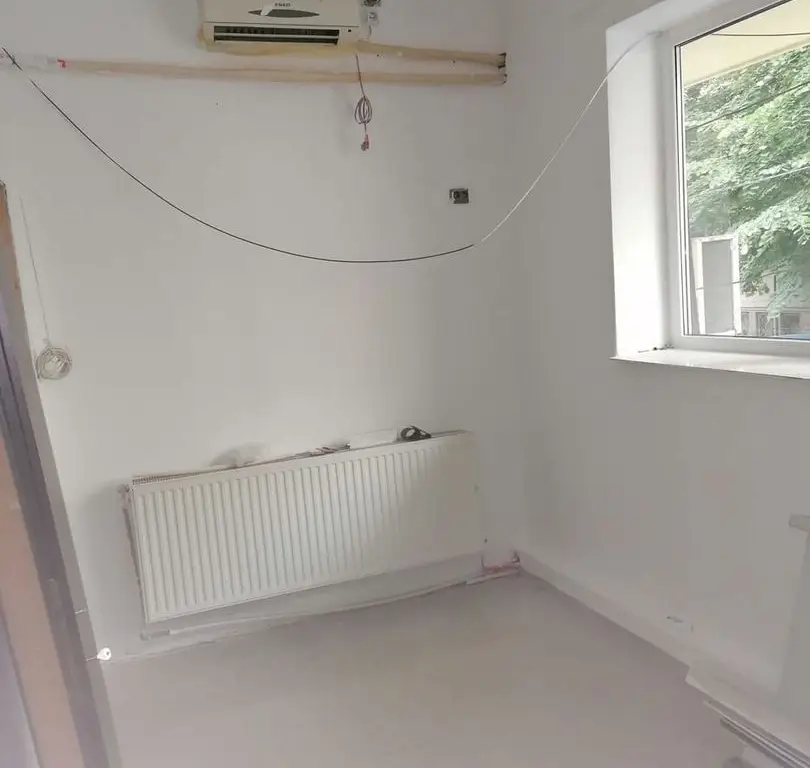 inchiriez ap.7camere Pta Rosetti