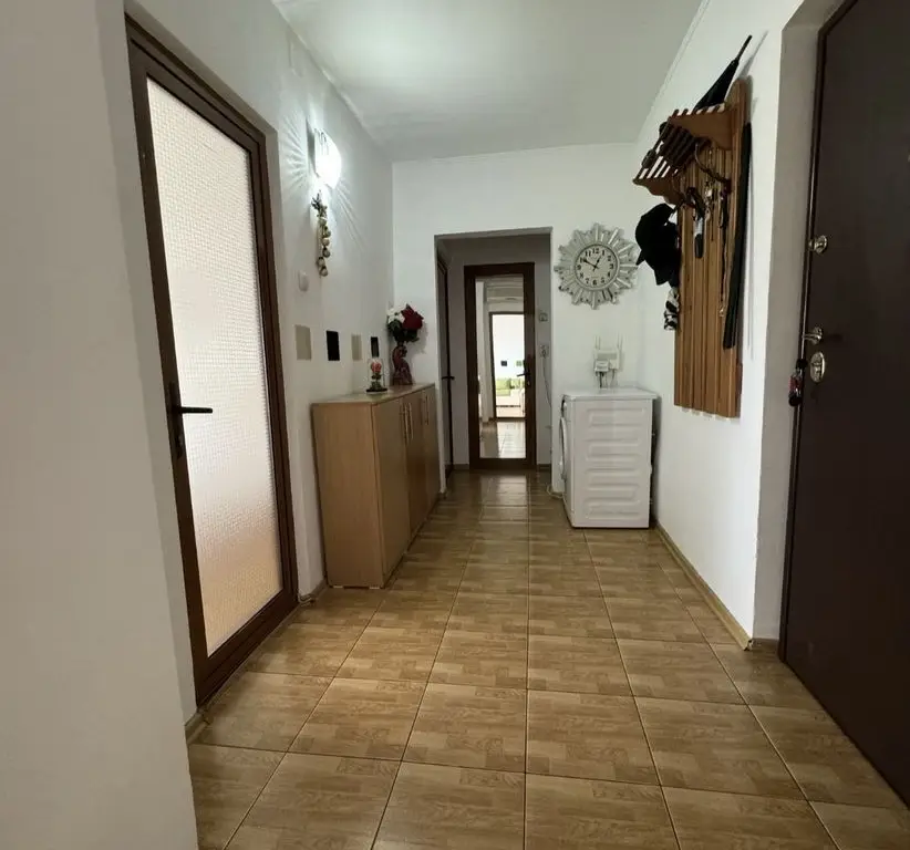 Apartament 3 camere Cora Bratianu