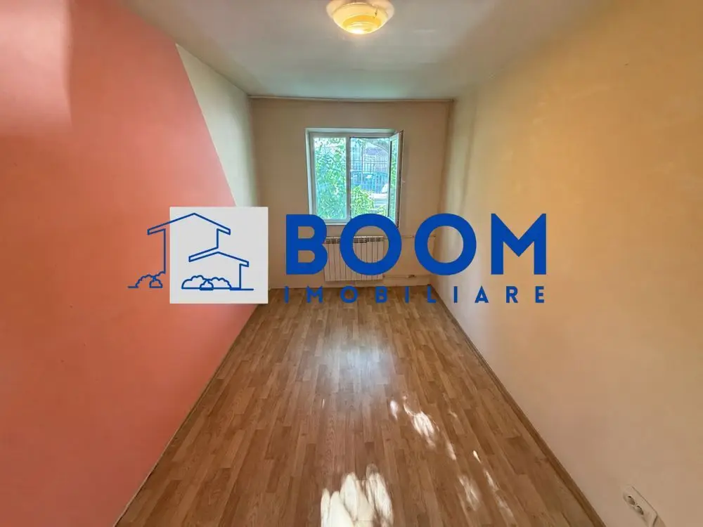 Apartament 3 camere | Zona Hermes | Geam la baie| Decomandat |