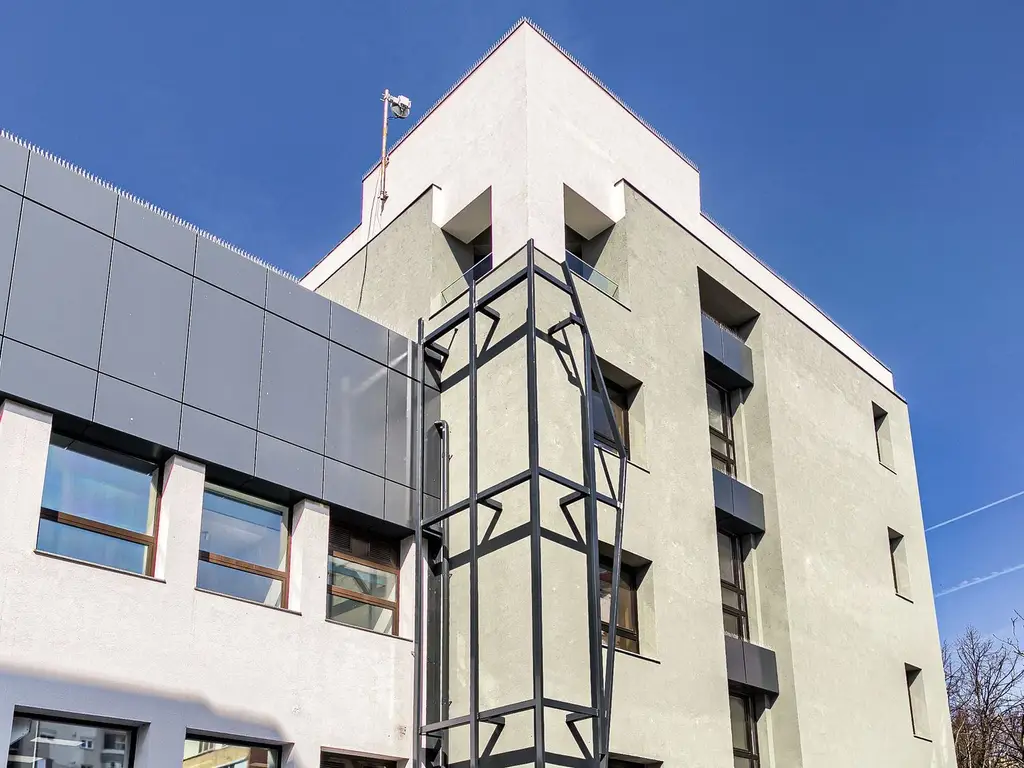 Spațiu modern de inchiriat destinat clinicilor sau companiilor