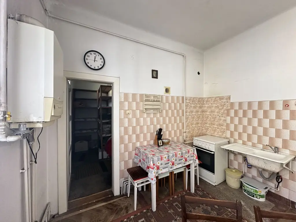 Apartament in casa spațios la doar 5-7 minute de Centrul Istoric