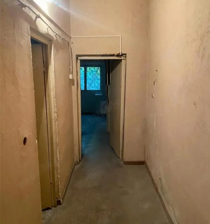 închiriere vanzare spațiu comercial caut asociat
