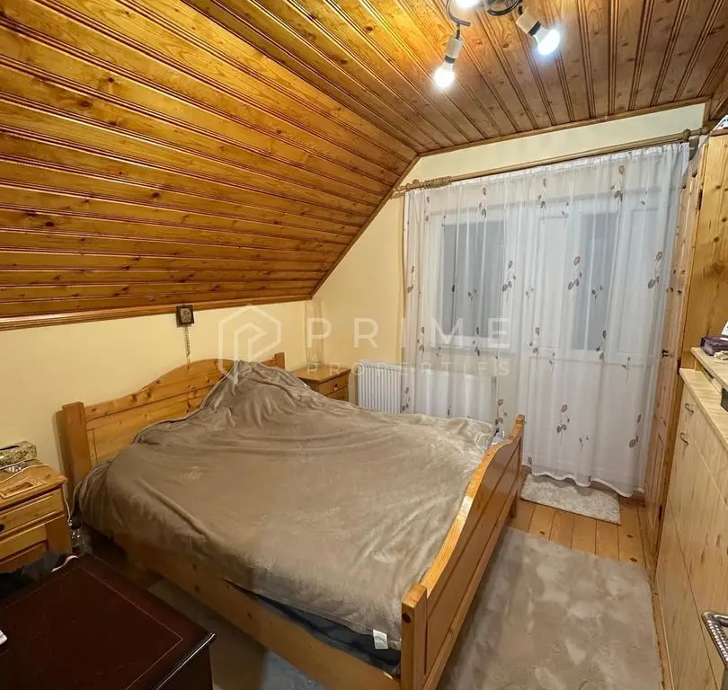 Casă spațioasă de vânzare – Corunca, zona Vatman