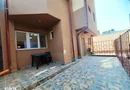 Duplex P+1 in bloc 2013 in Precupetii Vechi nr 65, 4 camere, curte