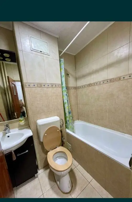 Particular închiriez Garsonieră dublă 420€ Mega mall