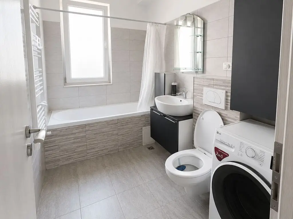 Apartament modern cu 3 camere de închiriat | Etaj 1 | 68 mp + terasă