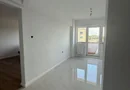 BRASADAS vinde ap 3 cam etaj 7/8 Micro 17 – Recent renovat.
