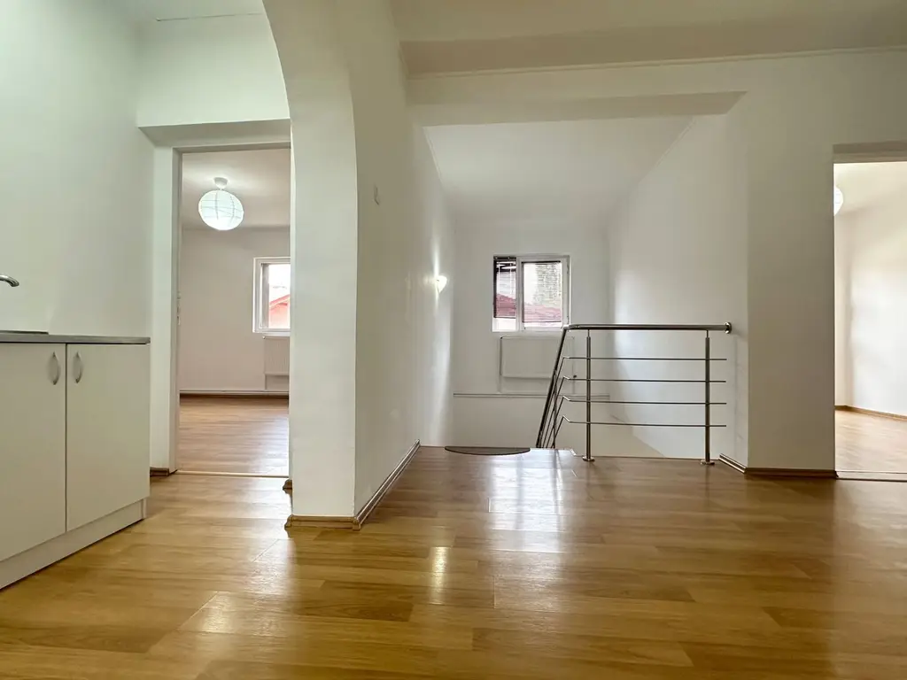 Inchiriere casa activitati office sau spatiu locativ Baneasa Genesis
