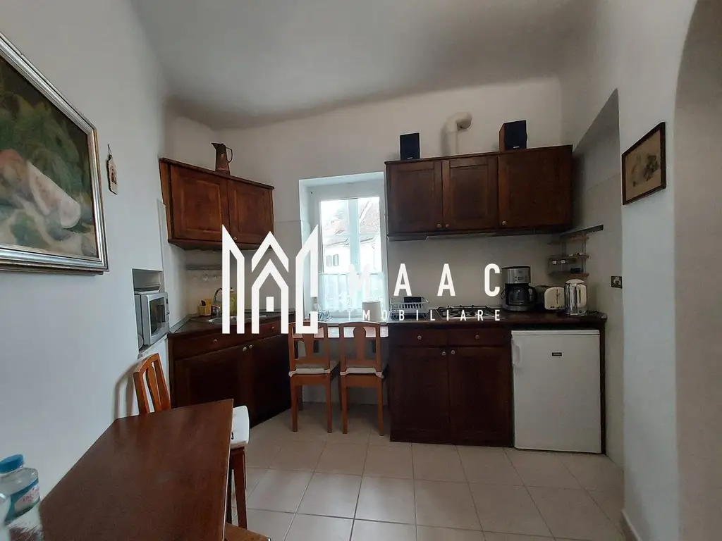 Apartament de vanzare Sibiu 3 camere | Ultracentral | 76 mp, pivniță