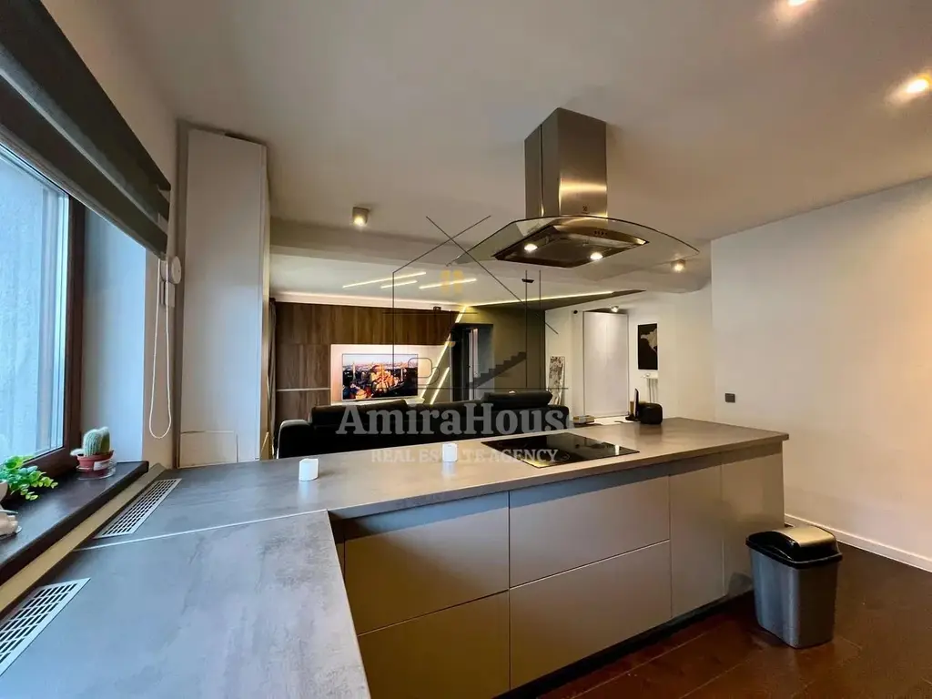 Apartament 3 camere, 107 mp, finisat, parcare, cartierul Europa