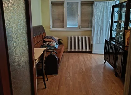 De vanzare apartament cu 2 camere, parter, micro 13 B, 60.000 euro