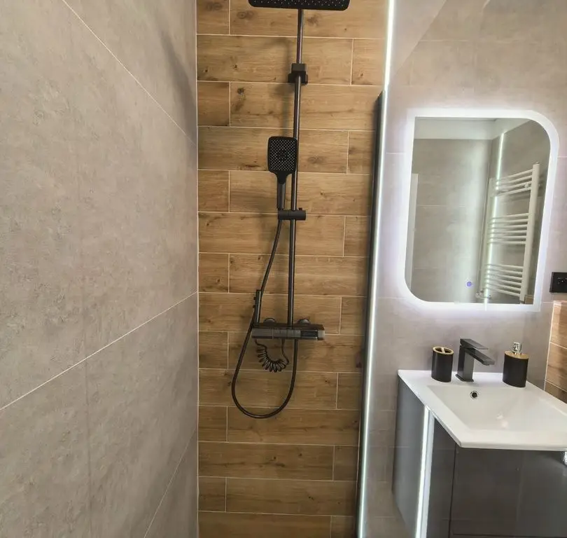 Apartament 2 camere mobilat Militari Residence - parcare proprie