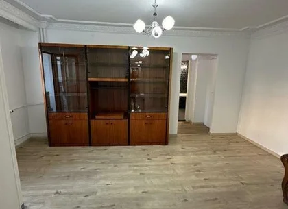Vand apartament 4 camere Drumul Taberei Valea Argesului 2