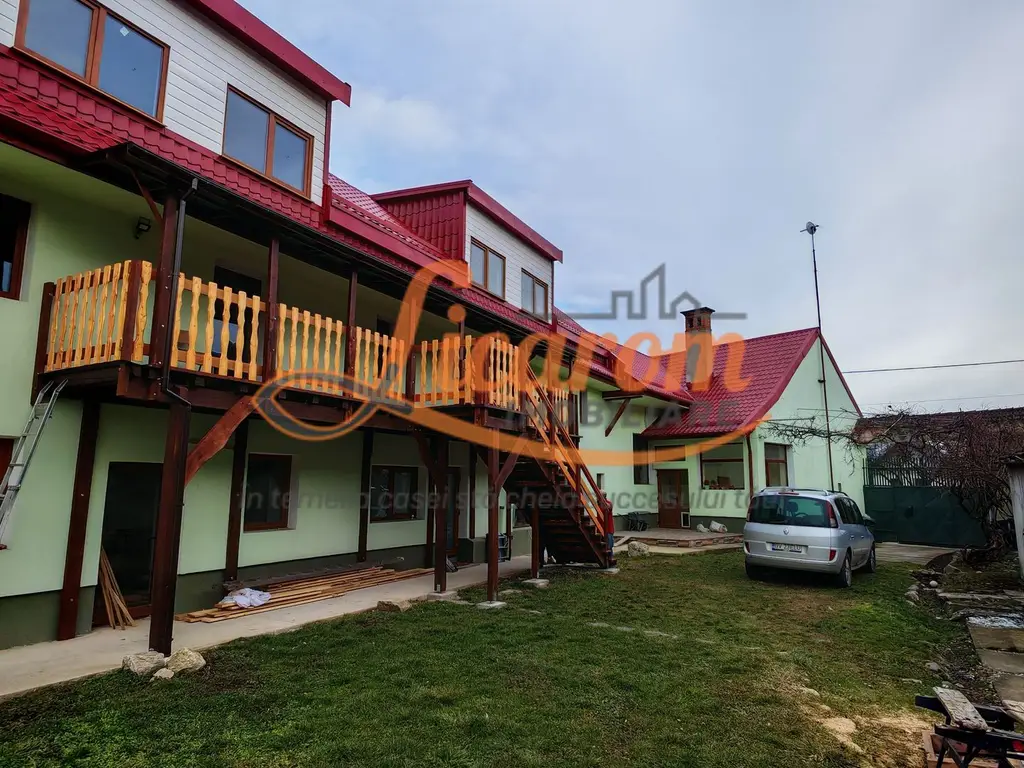 CASA SASEASCA comuna VULCAN,zona foarte buna,teren 3000 mp