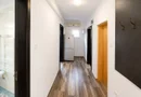 Apartament la casă cu terasă generoasă, între Lipovei și Aradului – co