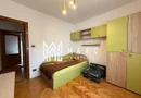 Apartament 3 camere | 2 bai | Renovat | Balcon | V. Aurie