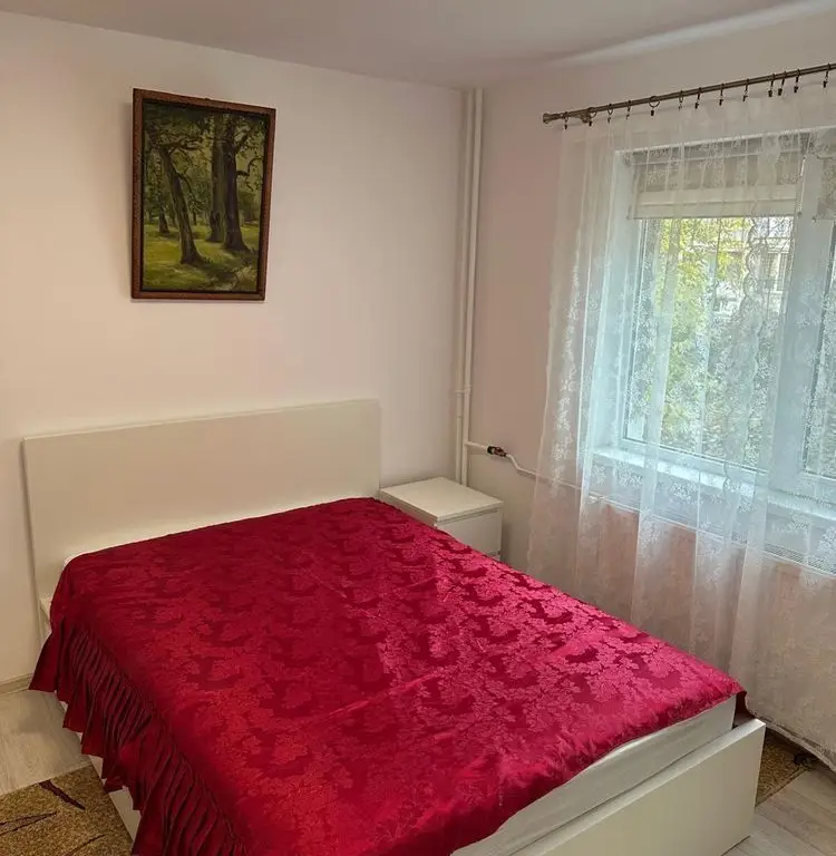 Inchiriere apartament 3 camere