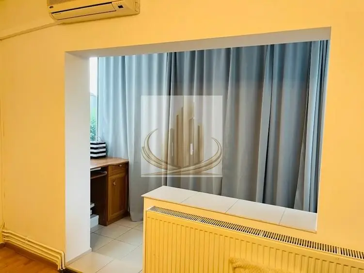 Vând apartament cu 2 camere-Aradului