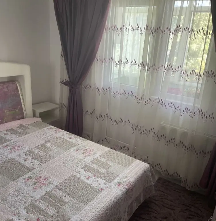 Vand apartament 4 camere