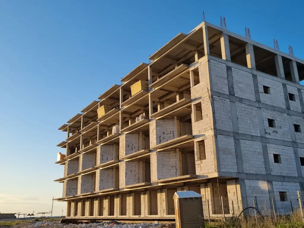 Ag. Eu. vinde AP. 2 Cam 49 mp Parter/8 finalizare 2024 feb. mamaia nord