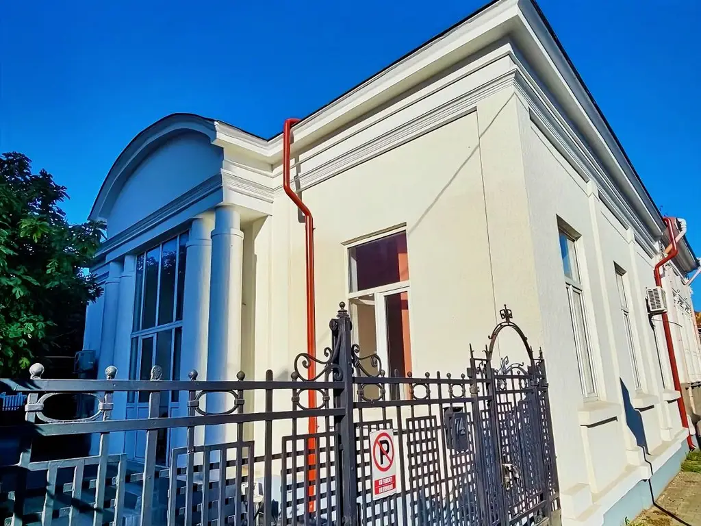 Casă de vânzare zona Uniriii