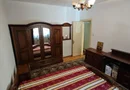 Vila P+1 Piața Muncii , strada Orzari, apartament cu 3 camere la Parer