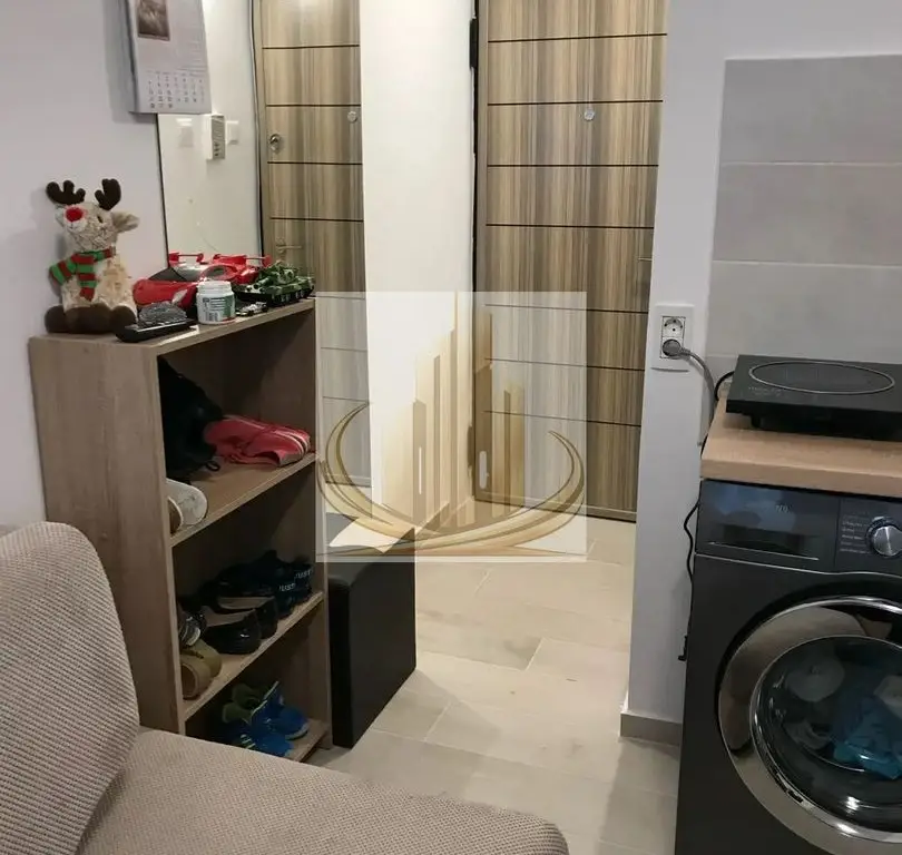 Garsoniera zona Dacia et. 1 12mp - 35500 euro