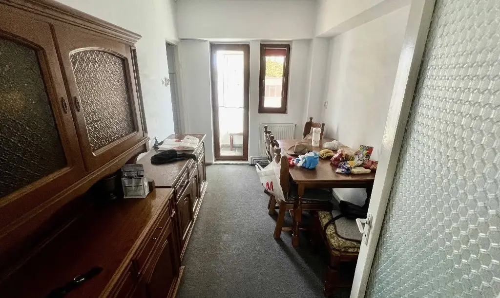 Apartament 3 camere Capitol