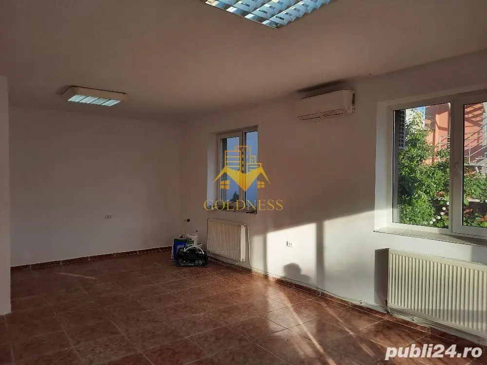 Spatiu comercial/ Birouri, Gheorgheni, Zona Albac,