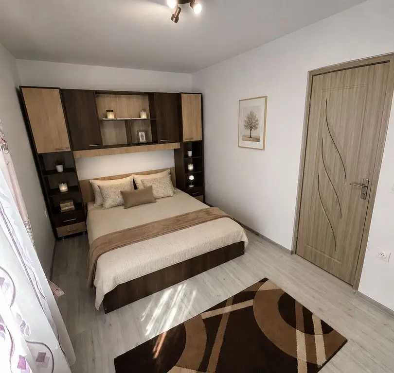 Apartament modern cu 3 camere luminos, disponibil pentru închiriere