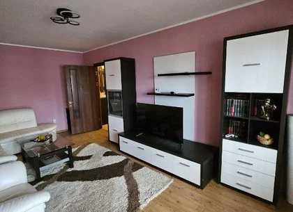 De inchiriat apartament cu 2 camere Baia Comunala, 450 Euro