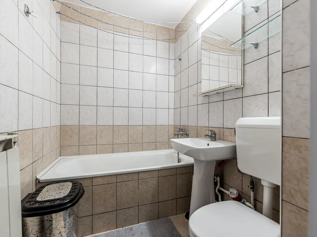 Apartament cu 2 camere, complet mobilat–Arad, zona Vlaicu, Str. Hațeg