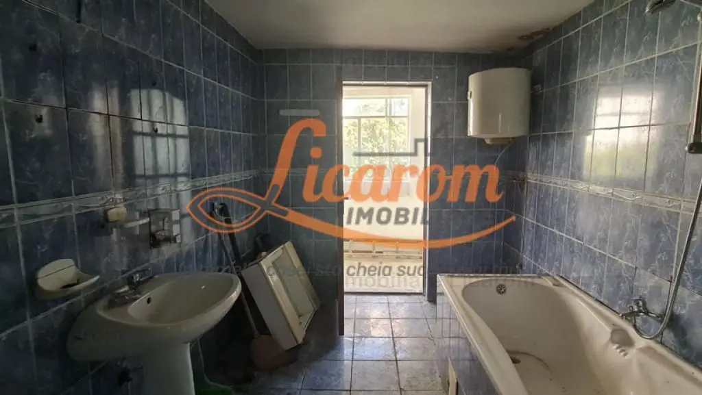 Casa individuala cu 3 camere,CODLEA - DUMBRAVITA ,65000 euro