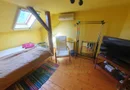 Casa individuala. 2 fronturi de pe 2 strazi (fata-spate)