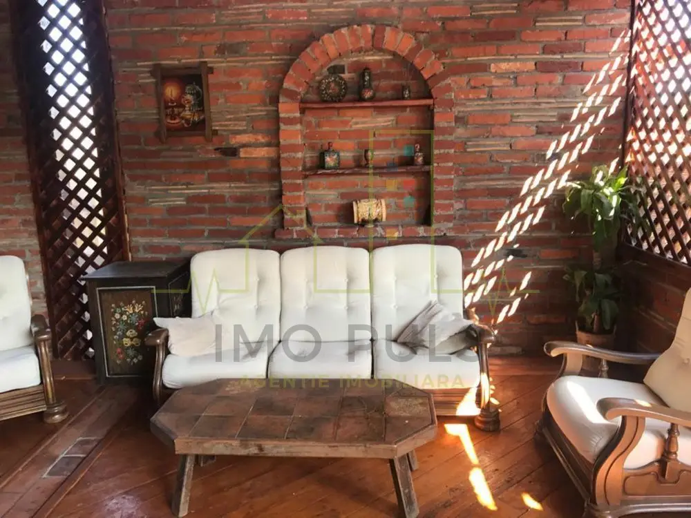 Casa individuala in Sanmihaiu Roman cu 4 camere. Panouri solare.