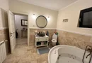 Vila,garaj dublu,semineu,piscina,Militari limita Sect6,Chiajna,Rosu