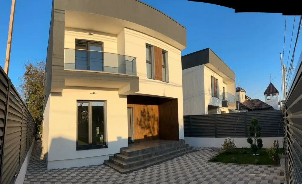 Vile moderne P+1 strada Jiului în oraș Voluntari