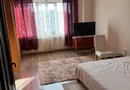 BRASADAS vinde casa cu etaj 5 cam in zona Titulescu.