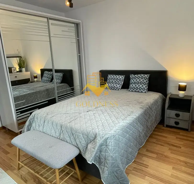 2 camere open space, Modern, Parcare, Zona Lombului, Dambul Rotund