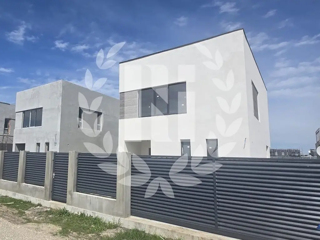 VILA INDIVIDUALA TUNARI TVA INCLUS