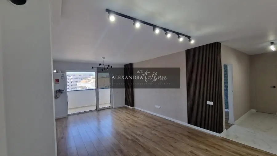 Apartament 2 camere, etaj intermediar, terasa,