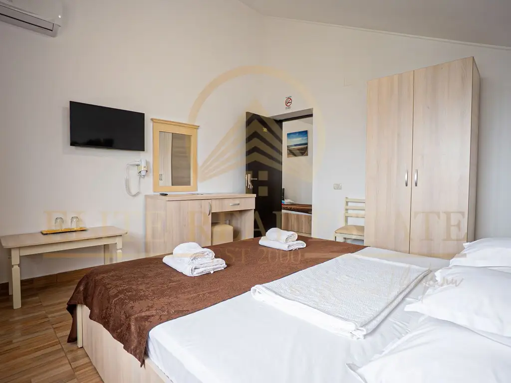 Pensiune premium în Mamaia Sat – proprietate exclusivistă 24 camere