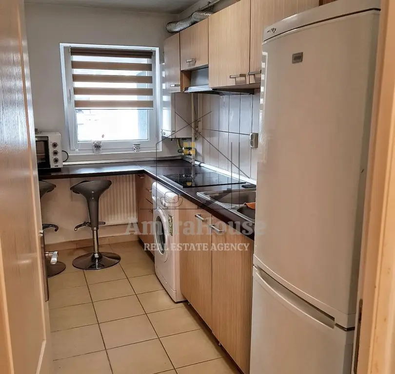 Apartament 1 camera, decomandat, 38 mp, str Calea Turzii
