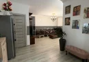 Apartament 3 camere, curte, boxa, parcare, Sub Cetate