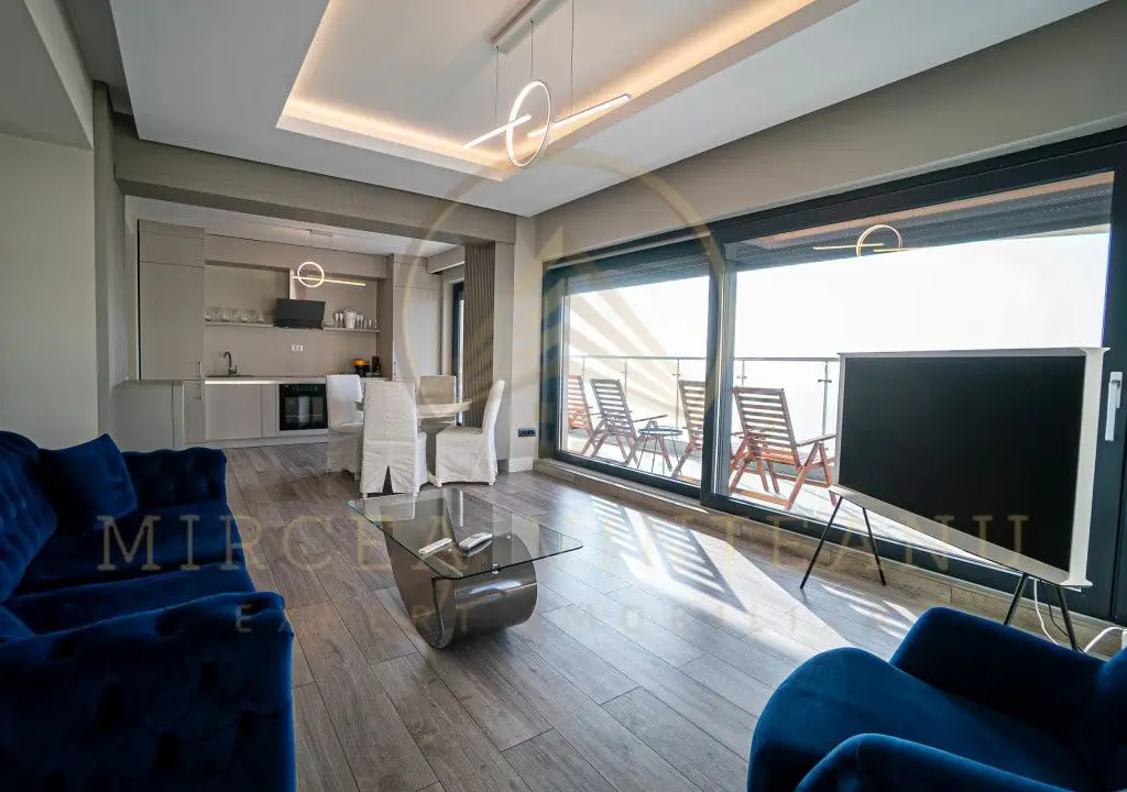 Apartament de 3 Camere și Terasă Panoramică în Complex Casa del Mar