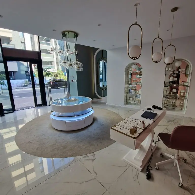 Spațiu Comercial 113mp,Chiriaș 2900€/lună,7 min de Victoriei,Proprieta