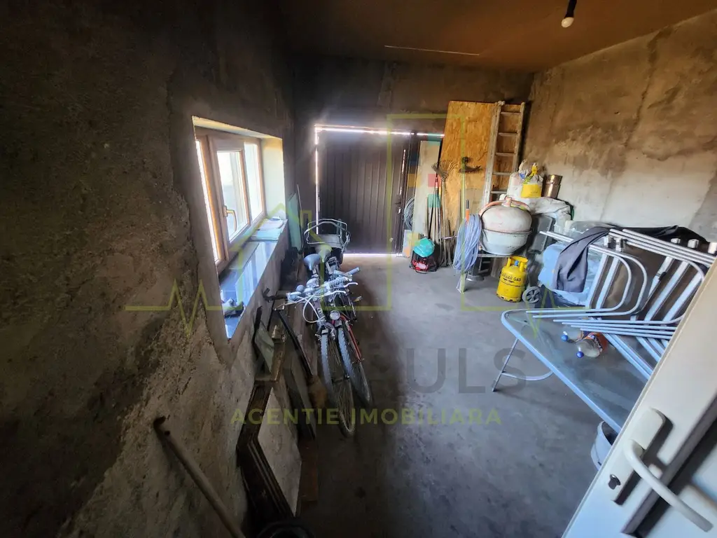 Casa individuala. Becicherec. Se poate achizitiona inca 500 mp teren.