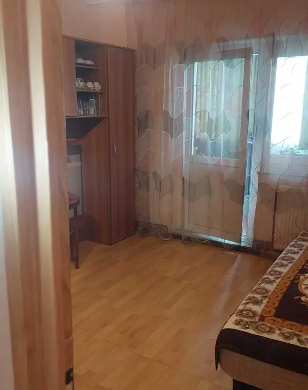 Propritar vand apartament cu 4 camere Timisoara