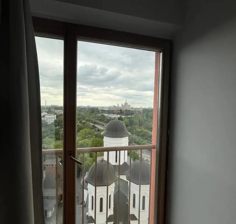 Piata Presei Libere apartament 3 camere de vanzare
