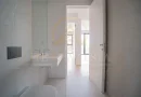 Stațiunea Mamaia - Vânzare apartament cu 2 camere, 2 bai, la 2 pasi de mare.